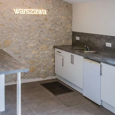 Five-bedroom Holiday In בית נופש Sembas